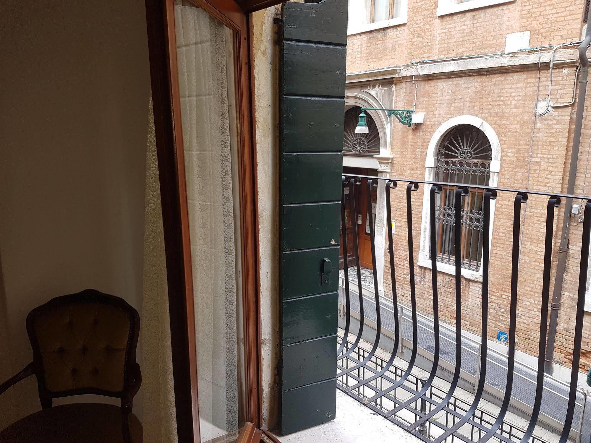 Hotel Casa Arte Venedig Exterior foto